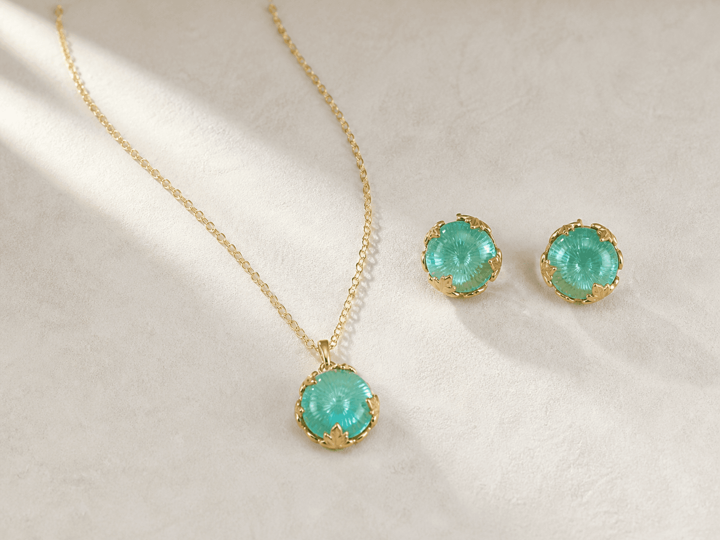 Green Glass pendant jewellery set